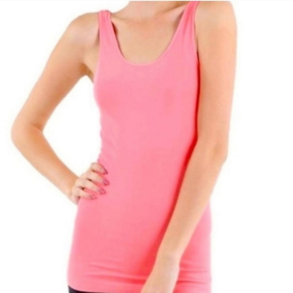 Nikibiki Athletic Tank Top Sorbtek Moisture Wicking Material Gym Yoga Activewear - Picture 1 of 4